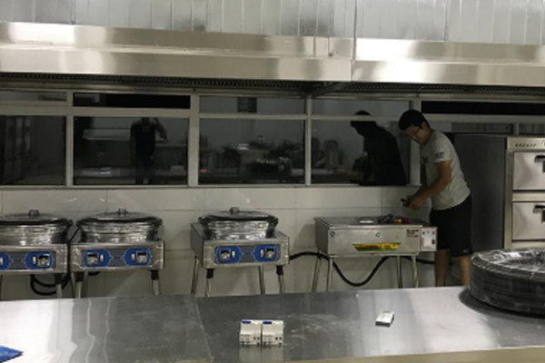 餐飲廚房設(shè)備